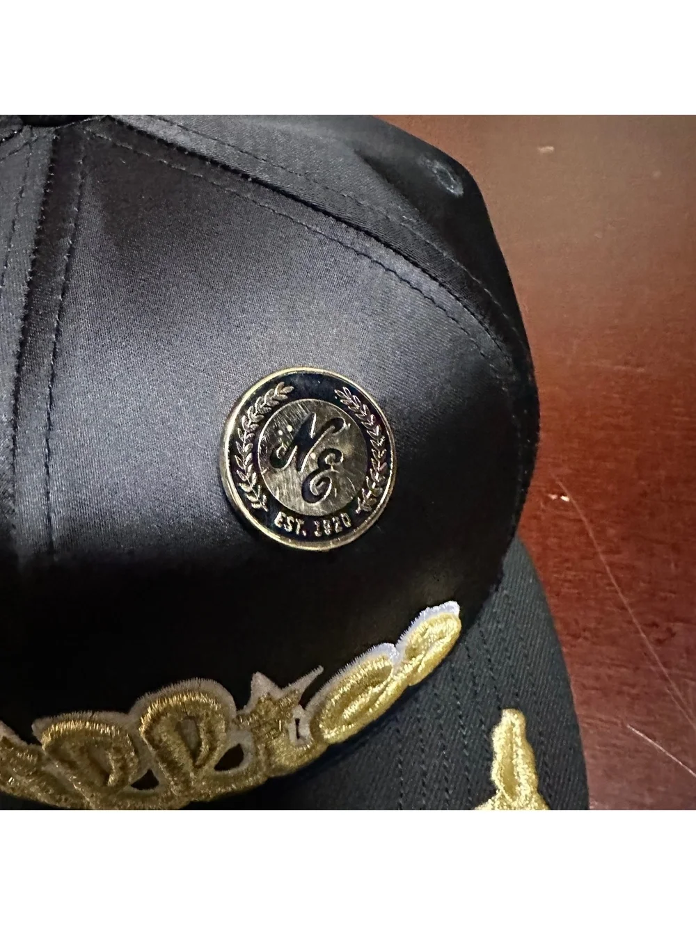 New Era 59FIFTY Day Philadelphia Phillies Gold Leaf 2025 Black Fitted Hat 7 3/4